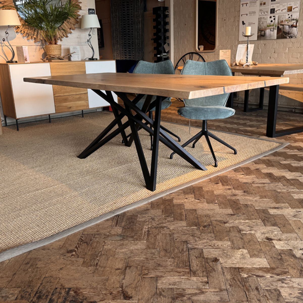 Helsinki Oak & Resin Table