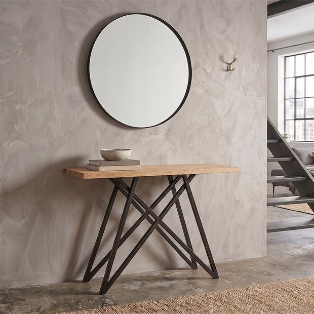 Skorgen Console Table