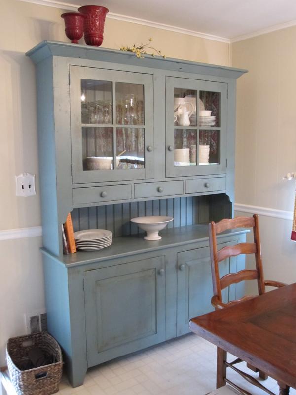 Reclaimed Wood Hutches & Buffets: How to Choose