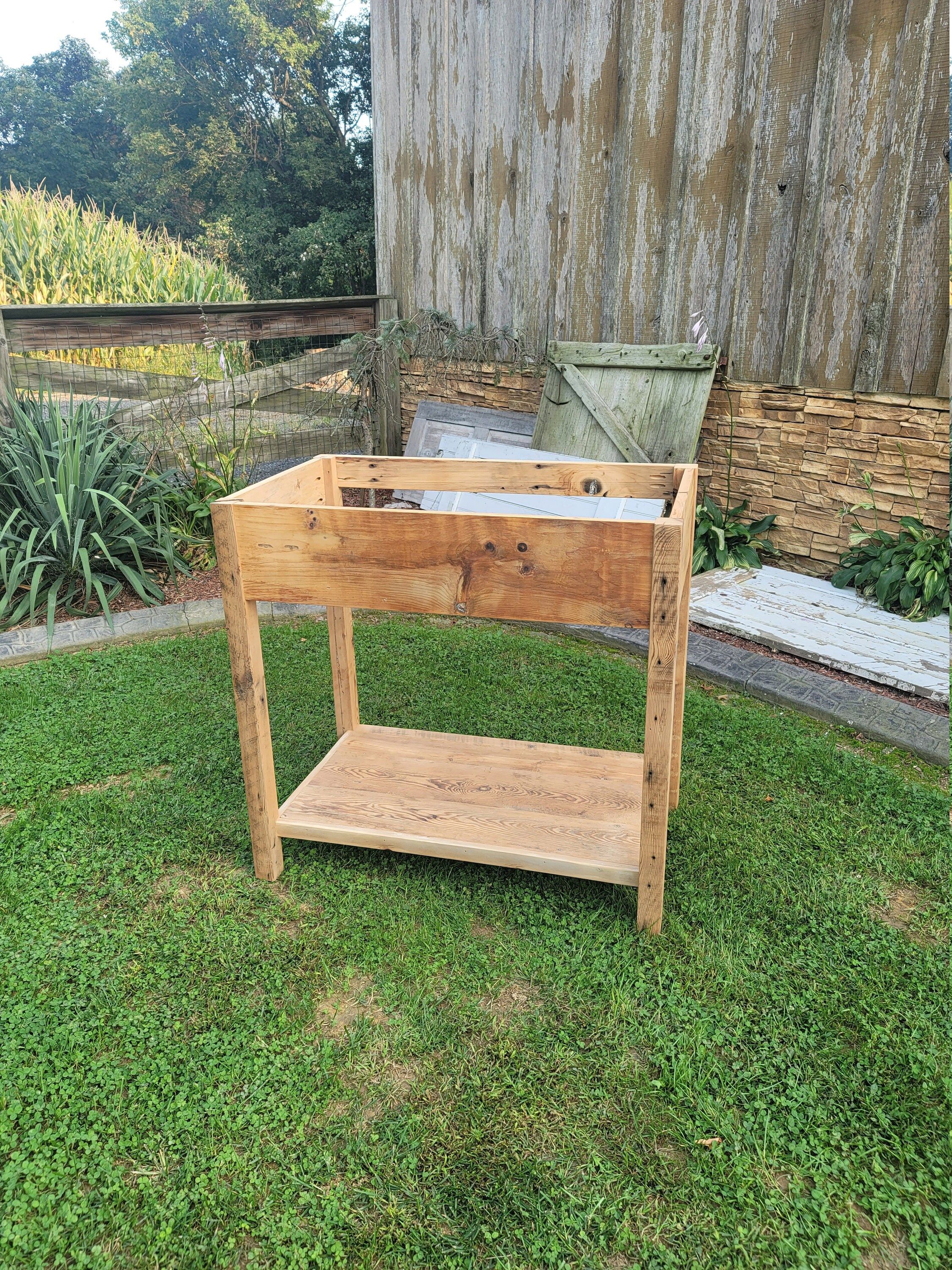Reclaimed pine barnwood single sink
