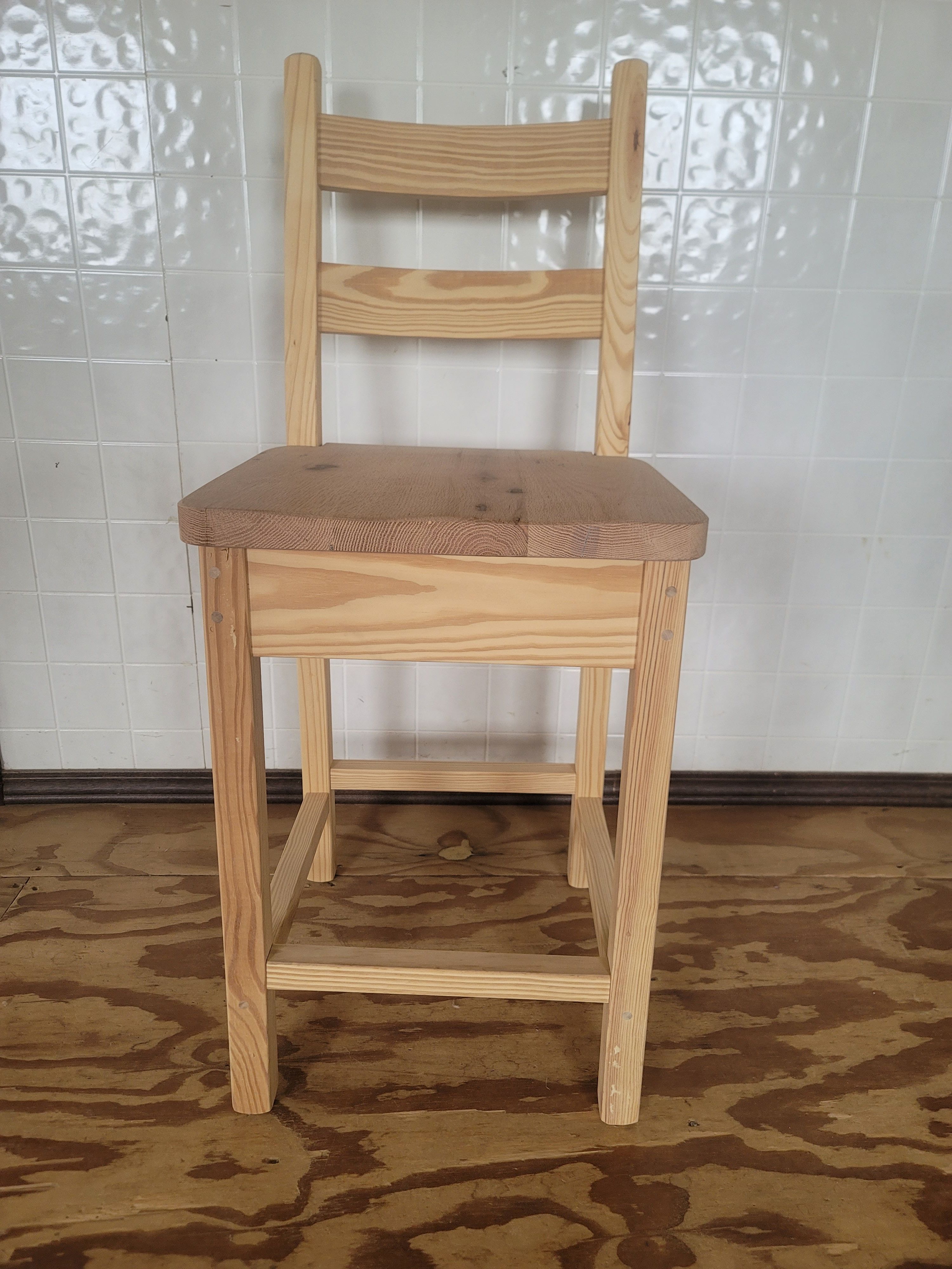Reclaimed wood bench and chair seating