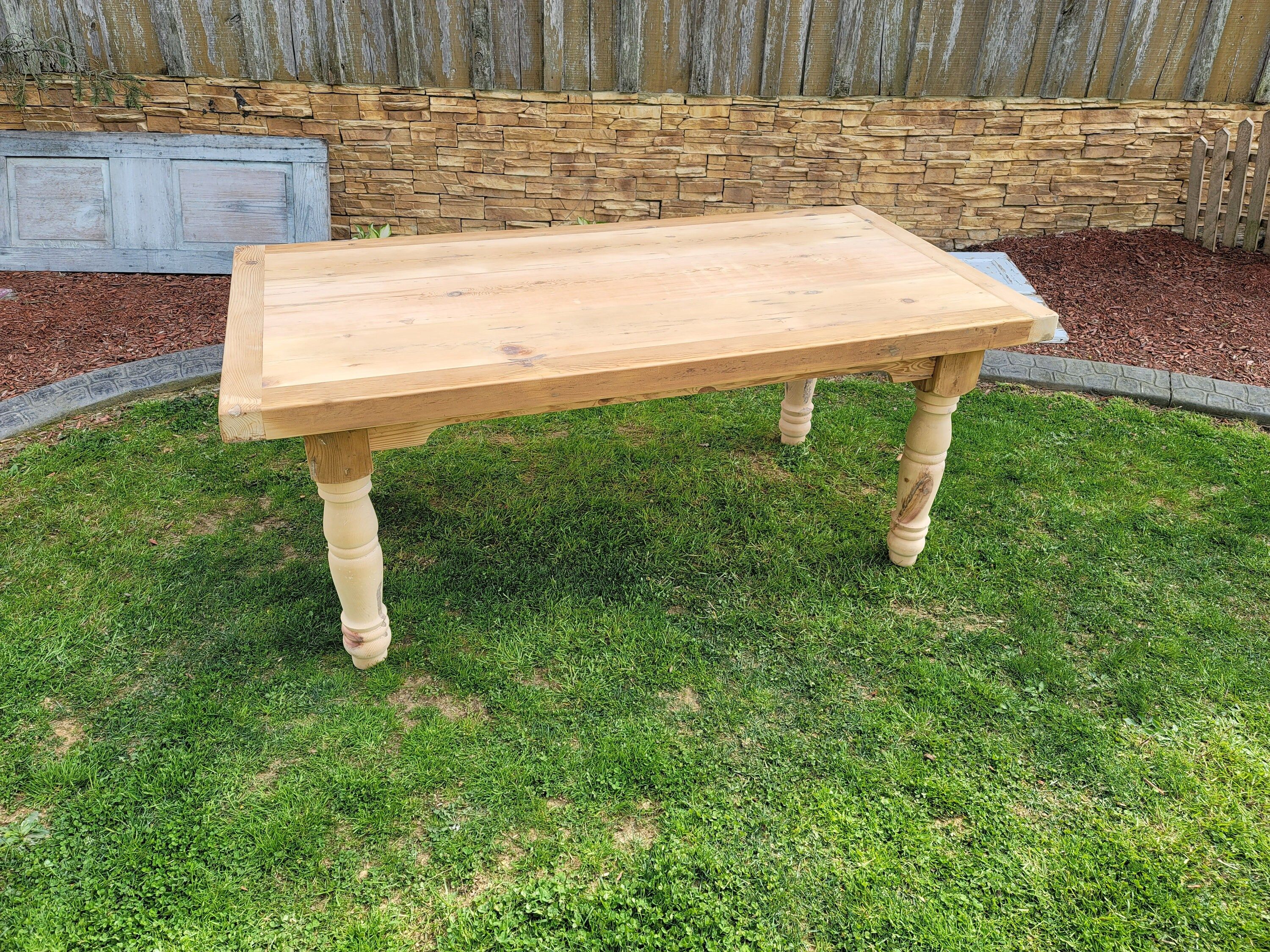 Reclaimed pine barnwood farmhouse table 2