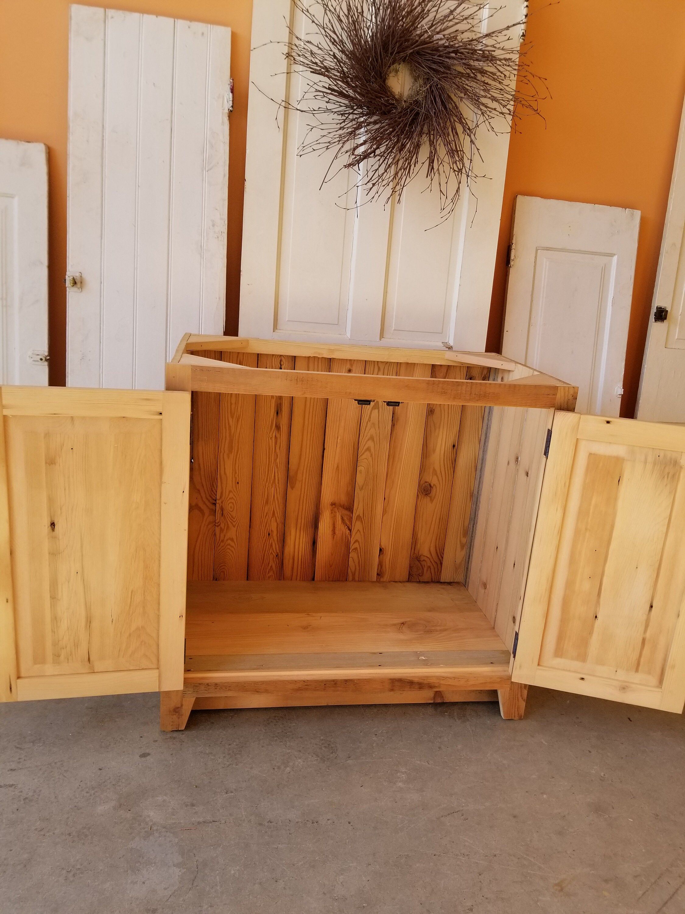 30 reclaimed barnwood farmhouse vanity