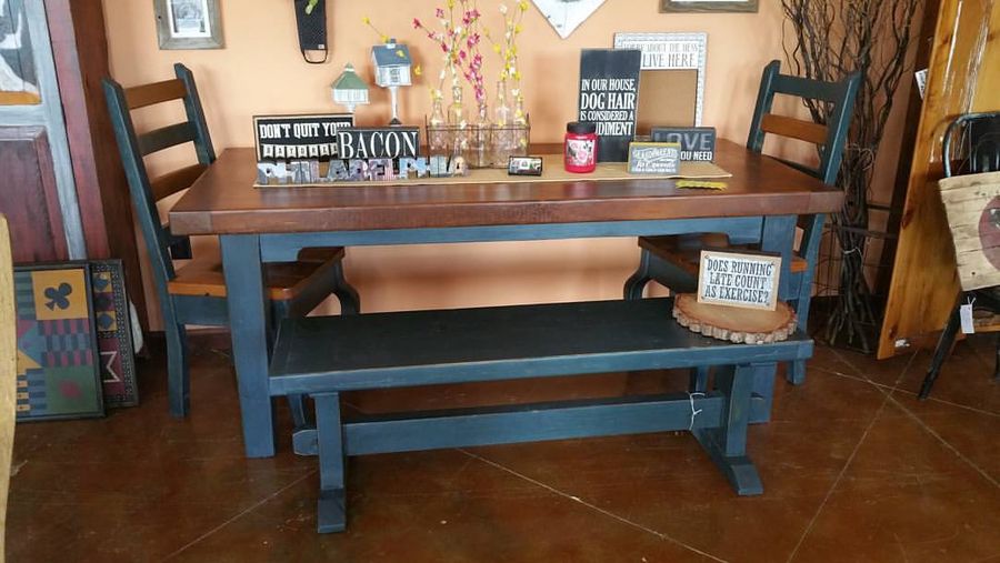 barnwood furniture showroom