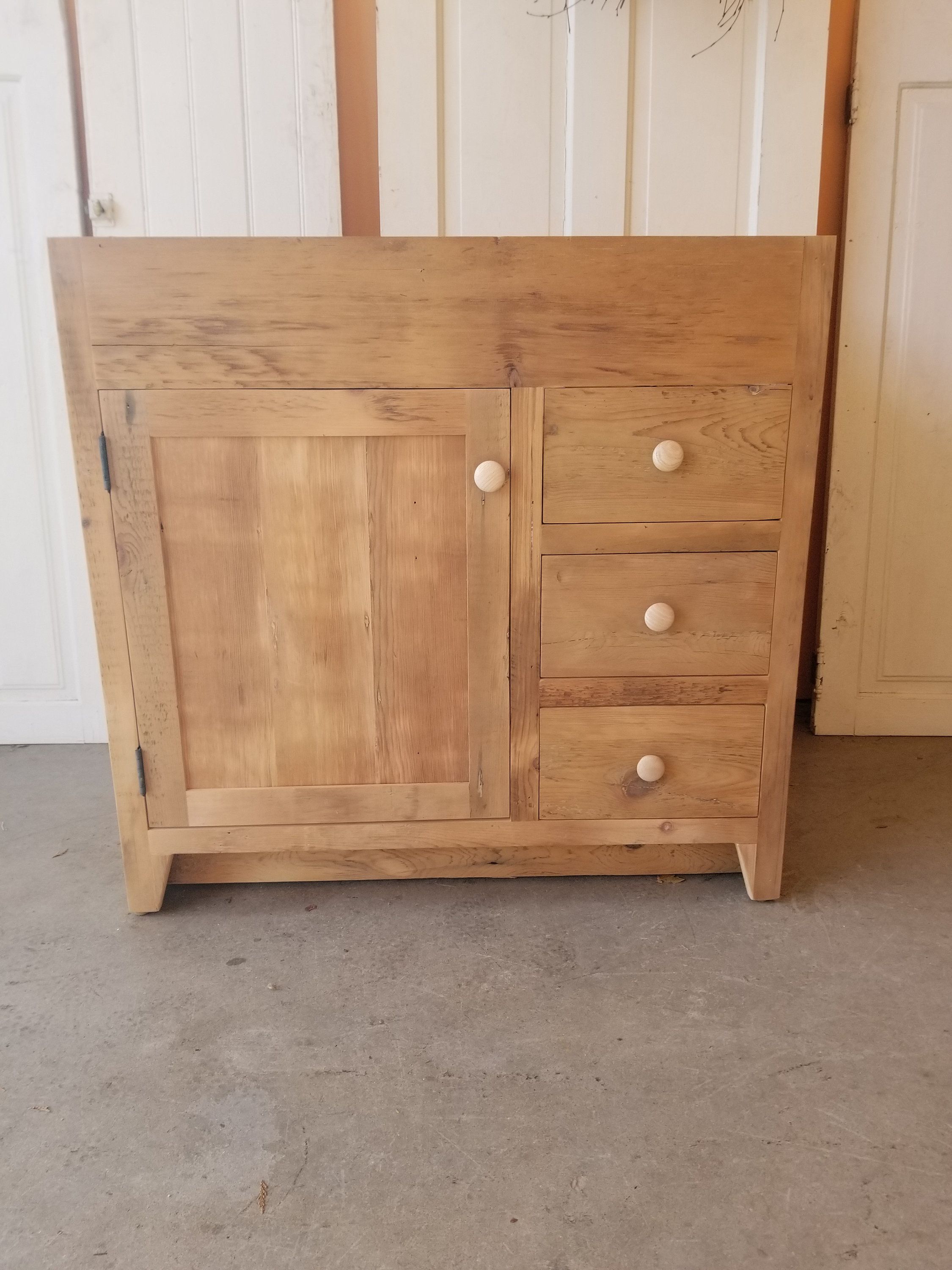 30 reclaimed barnwood pine bathroom