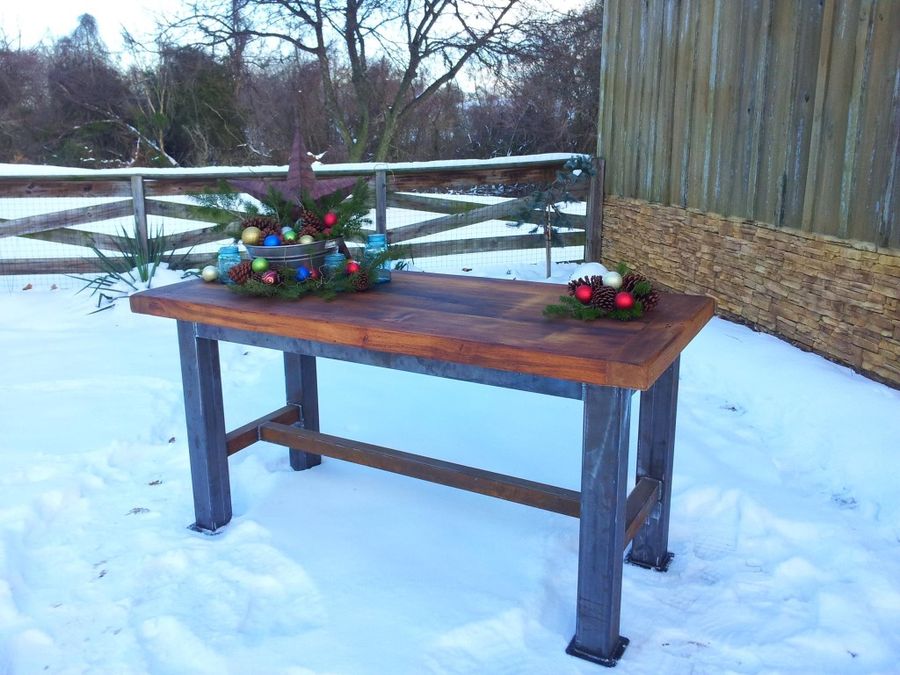 reclaimed barn wood table