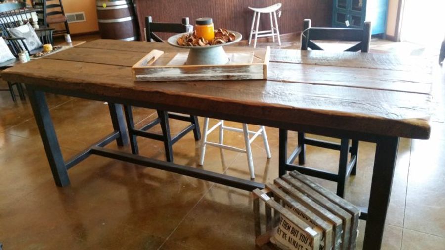 reclaimed barnwood table