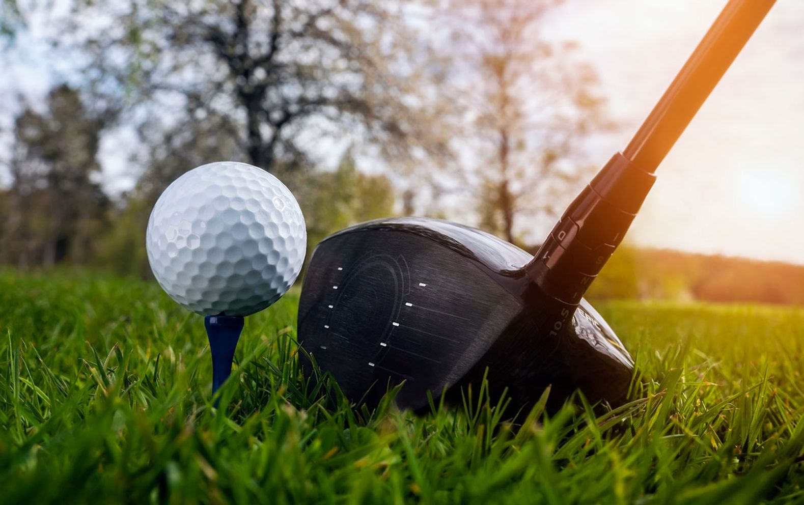 ENJOY GREAT GOLF, BIG NUMBERS, AND $7,500 IN PRIZES AT THE JOHN DEERE CLASSIC.