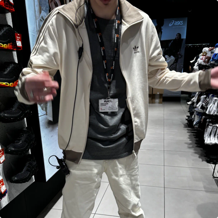 courir magasin assistant shopper axel