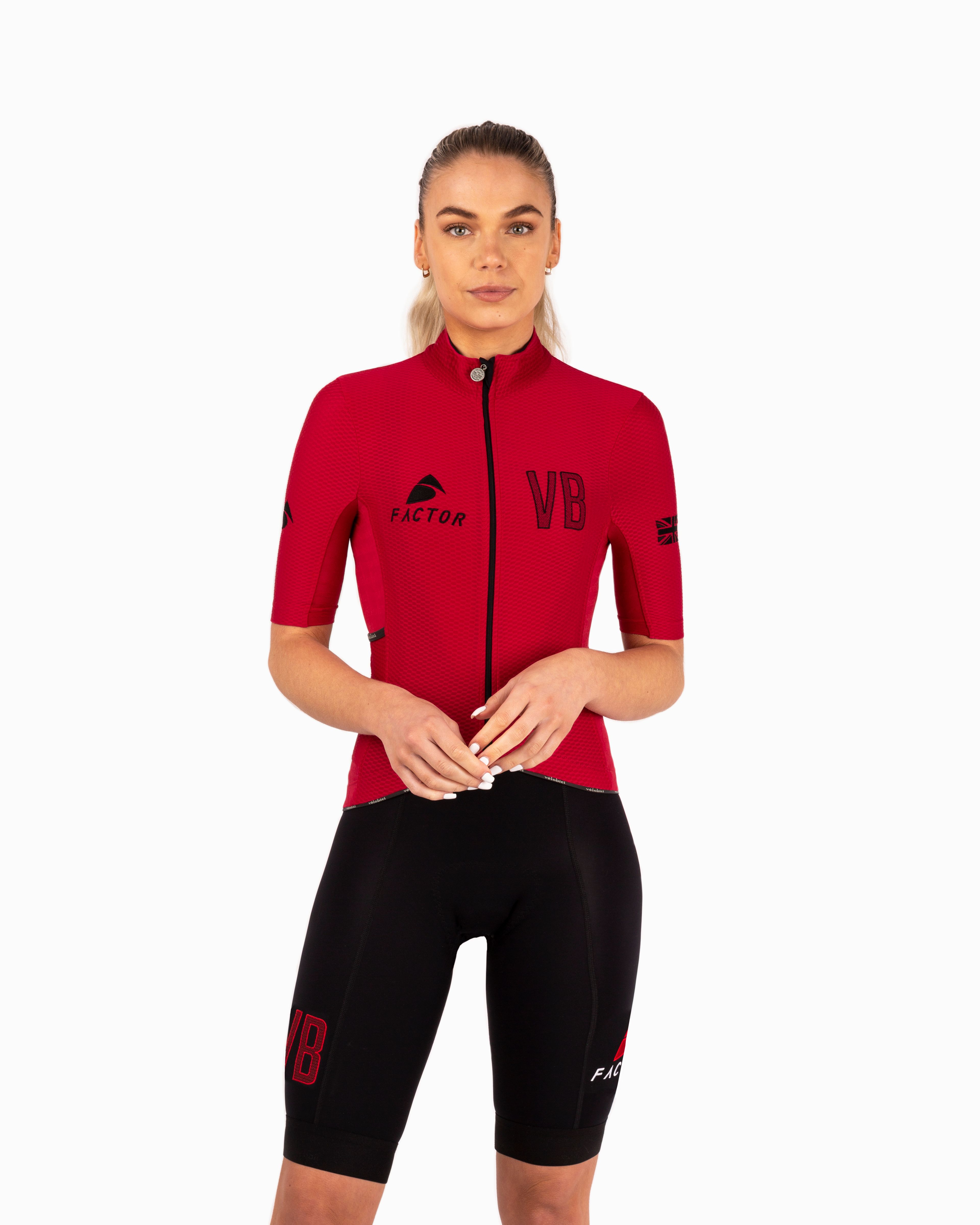 velobici サイクルウェア xs 美しくドレスアップ。「Velobici」モンティコレクションで山を街