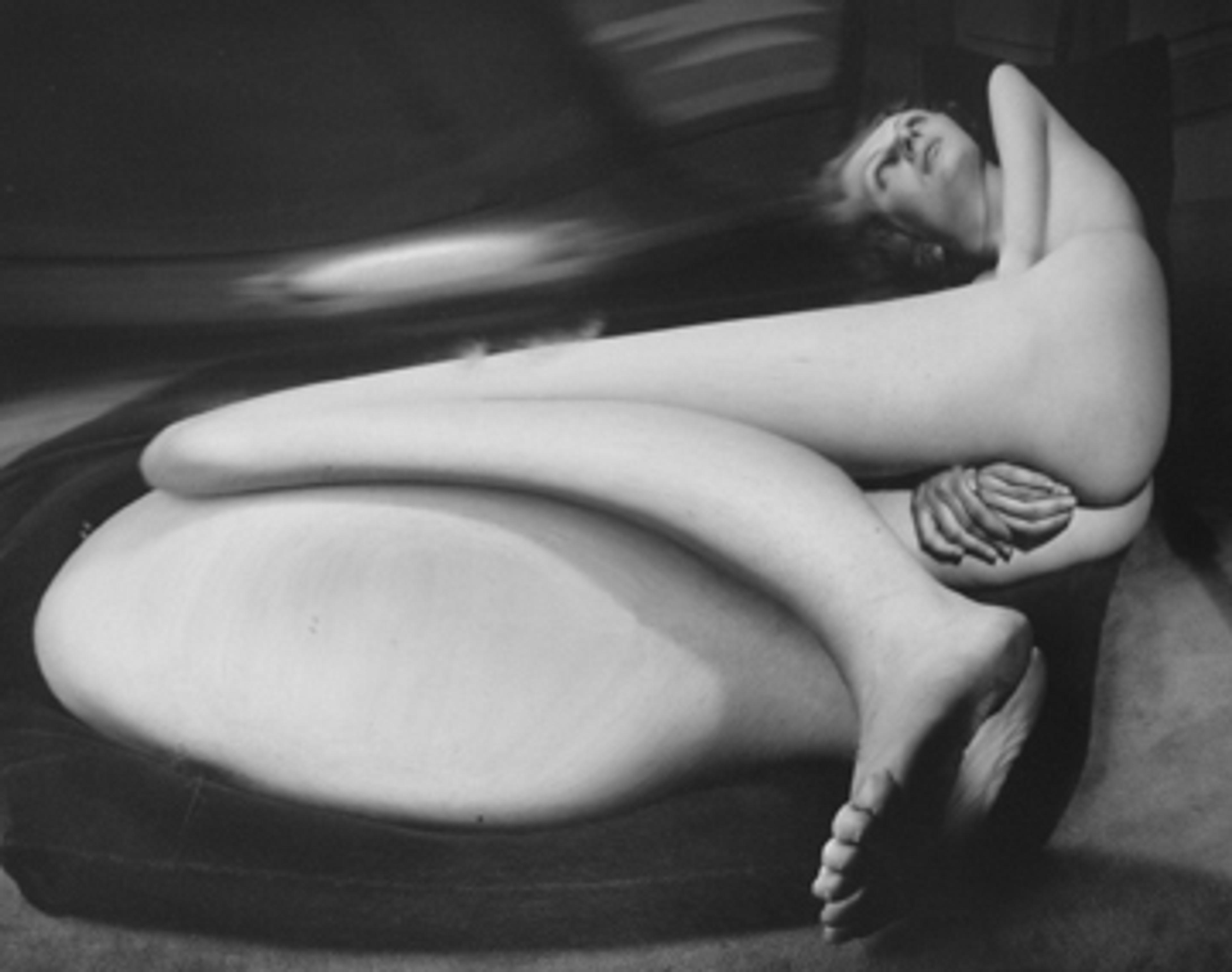 Distortion #40, 1933