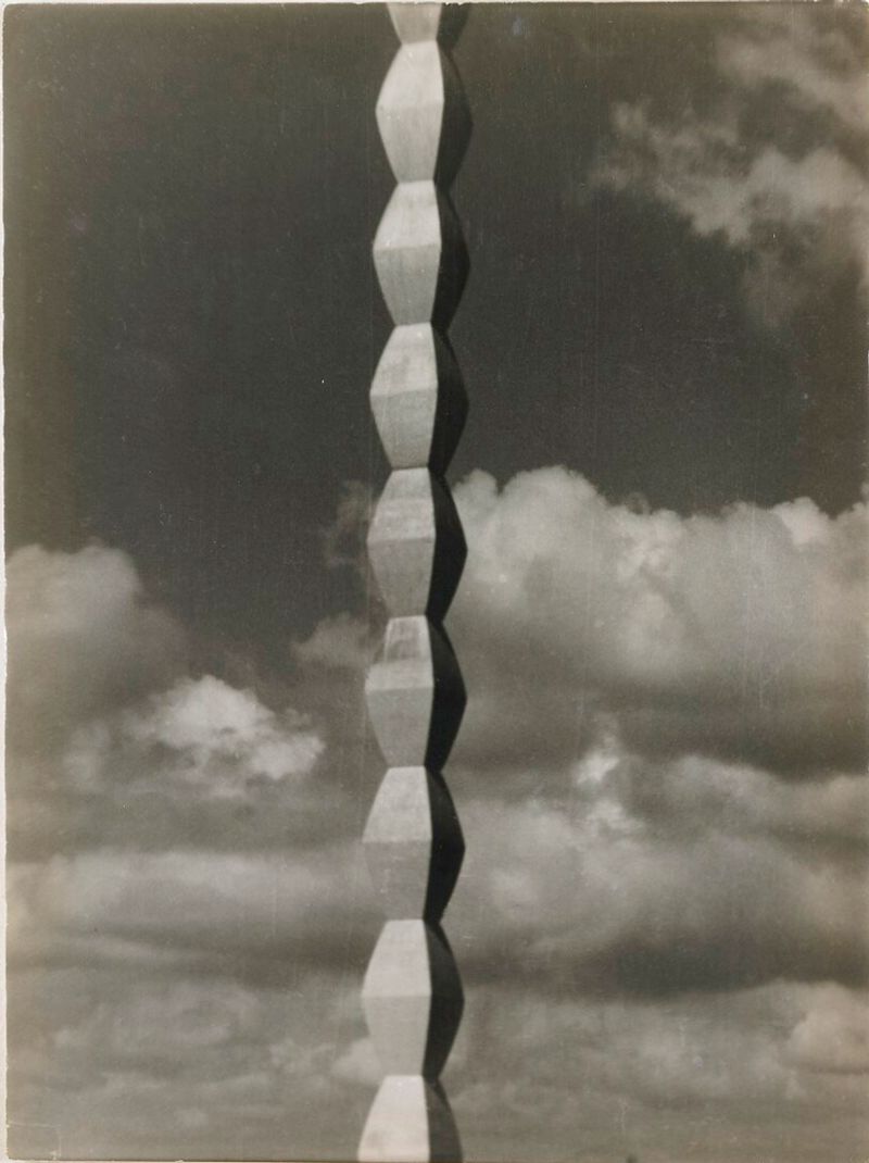 La Colonne sans fin, Târgu Jiu, Roumaine, 1938