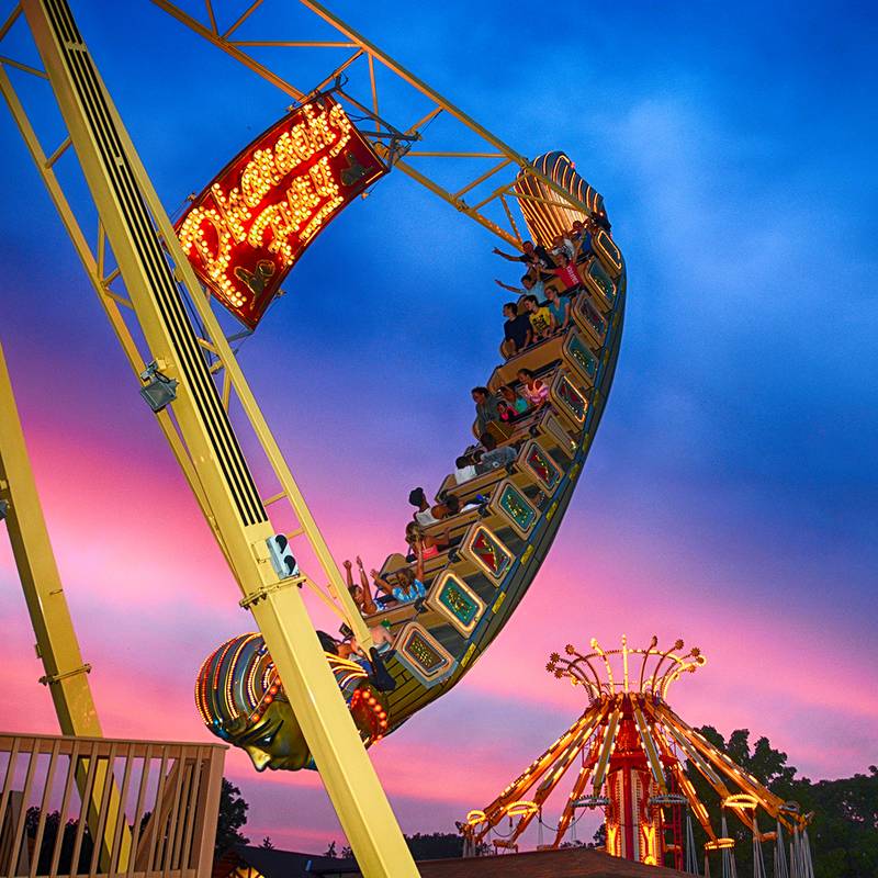 Sundown photo of the Pharaoh's Fury Family Ride at DelGrosso's Park