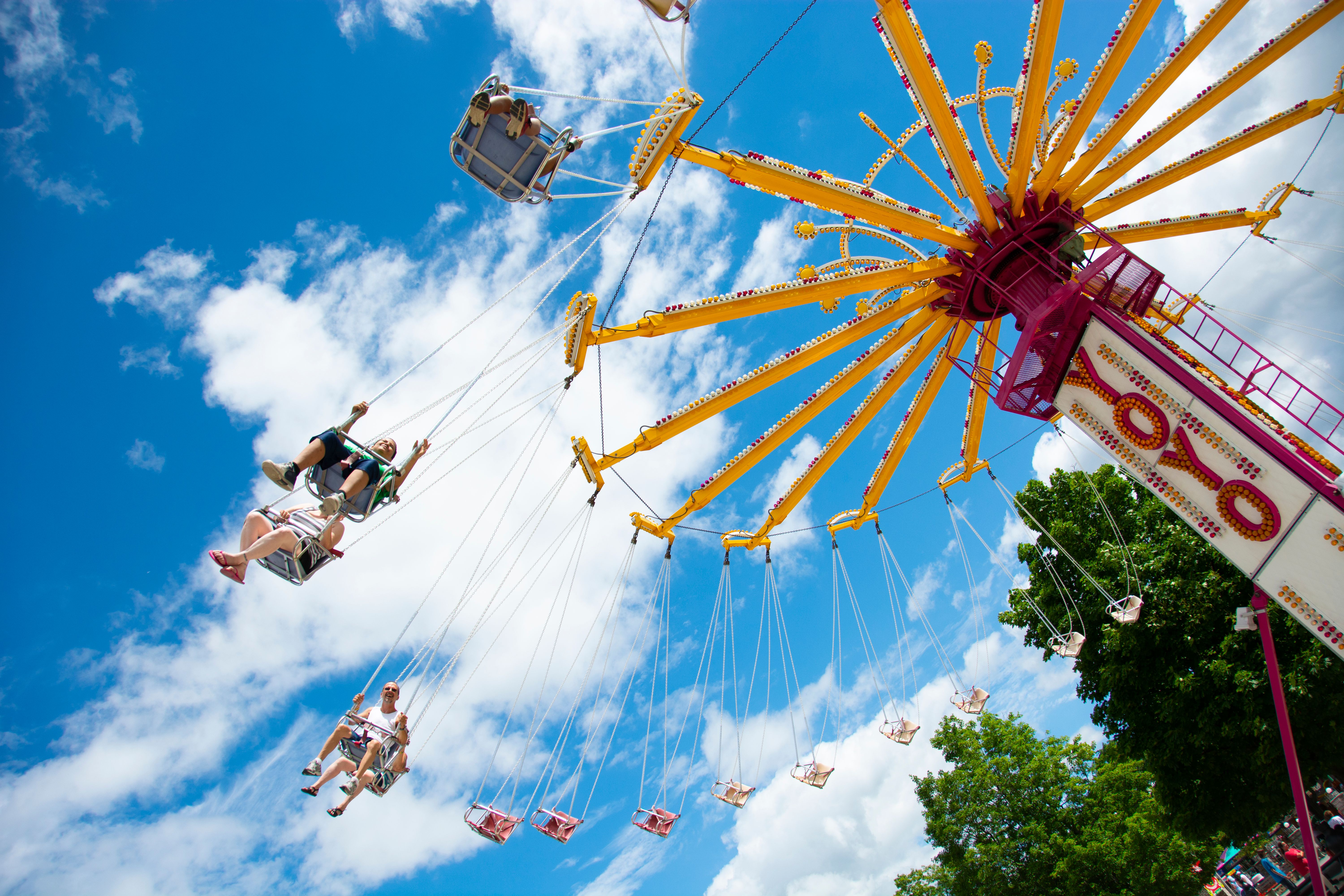 DelGrosso's Park guests riding the Yo-Yo swing ride.