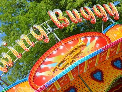 Swing Buggy Family Ride at the DelGrosso's Amusement Park