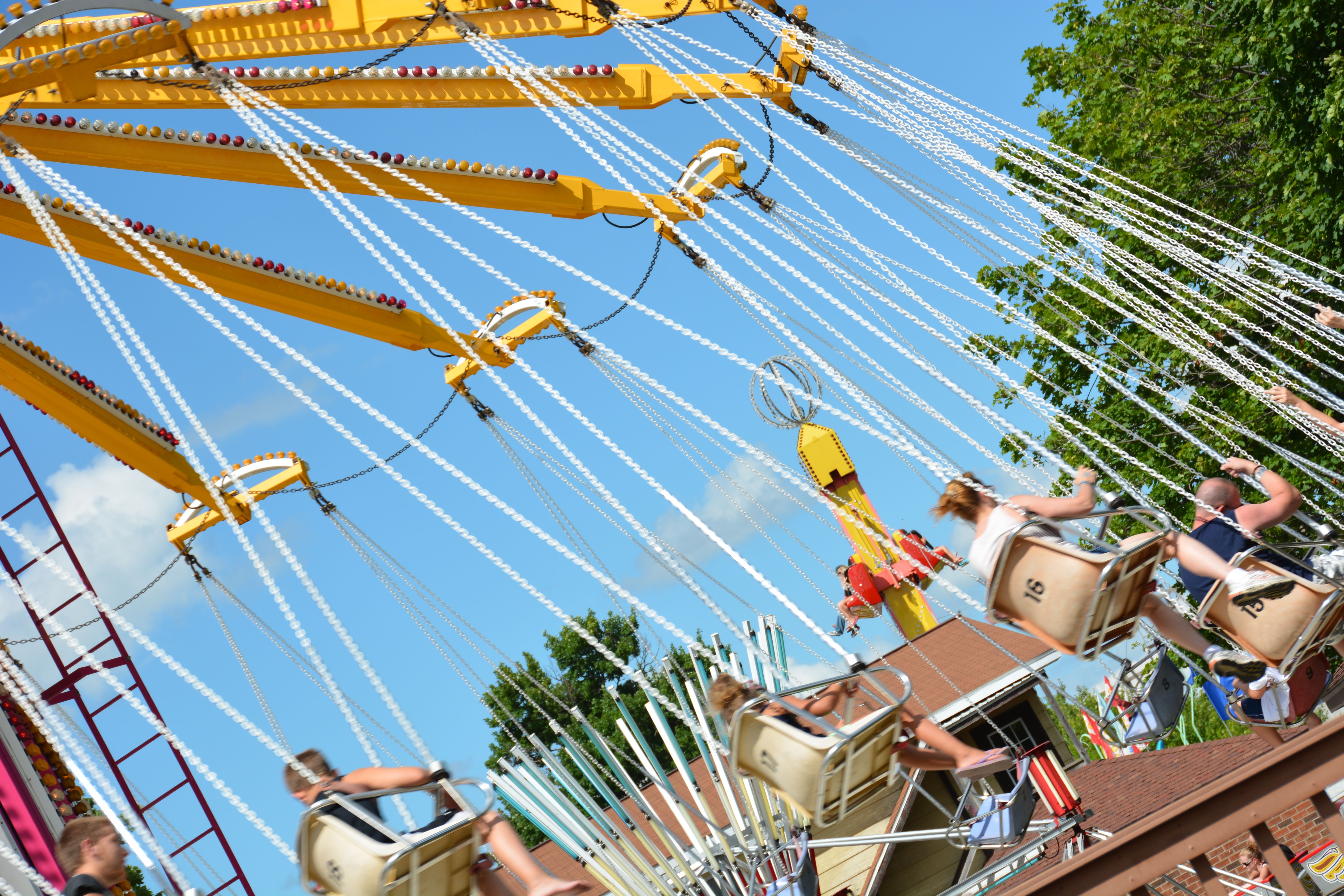 Yo-Yo Family Ride at DelGrosso's Amusement Park