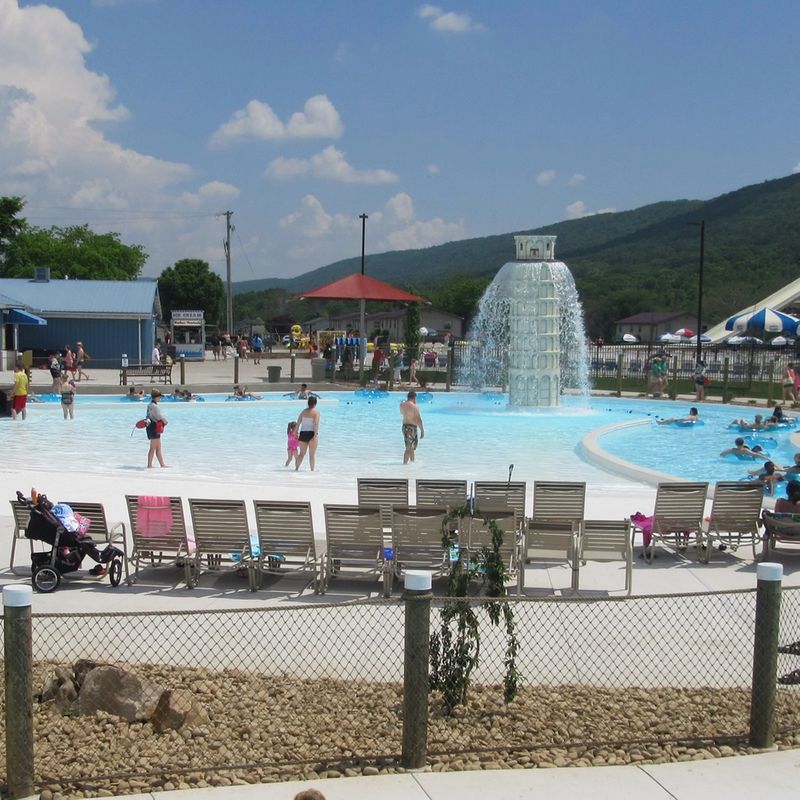 Guests enjoying the water attractions at Laguna Splash.
