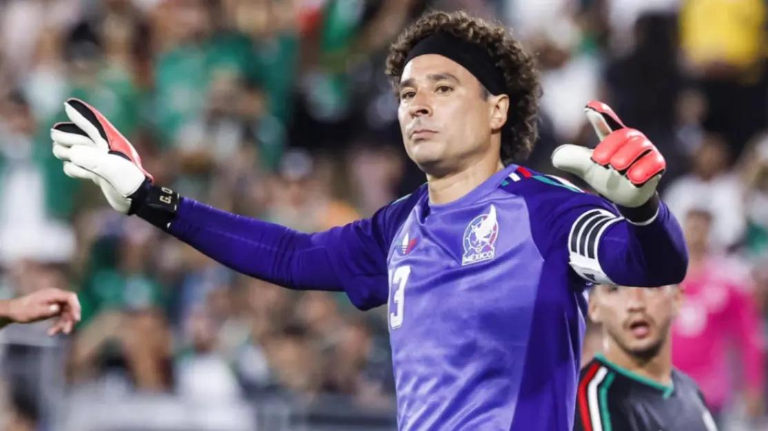GUILLERMO OCHOA: SEXTO MUNDIAL HISTÓRICO 
