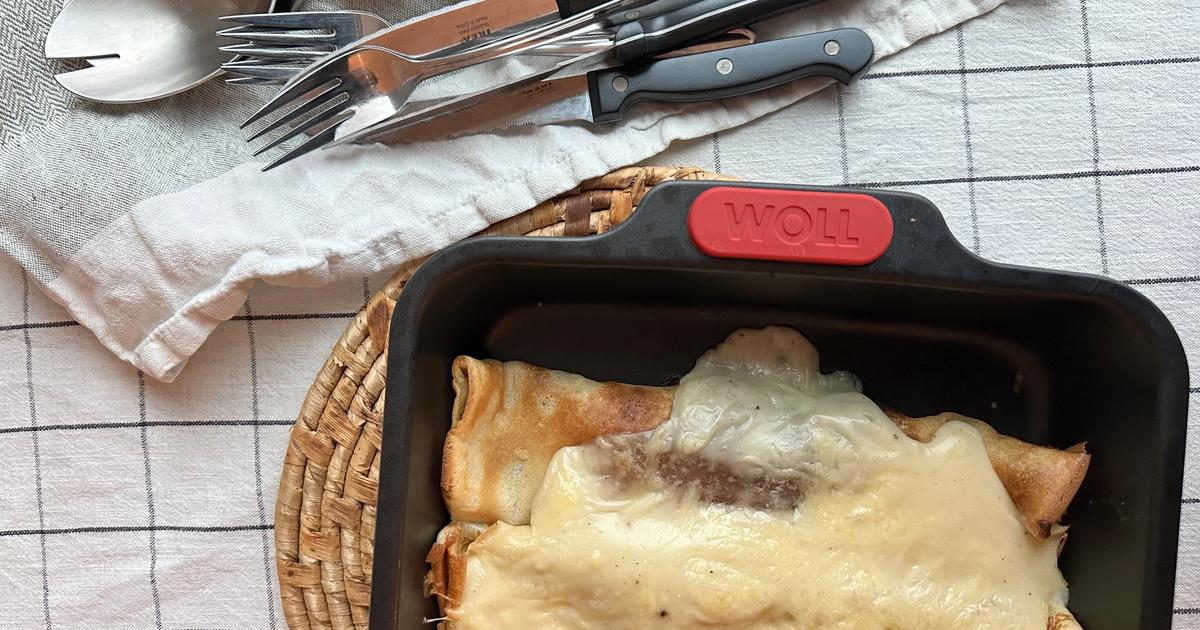 Fylte pannekaker med skinke og purre