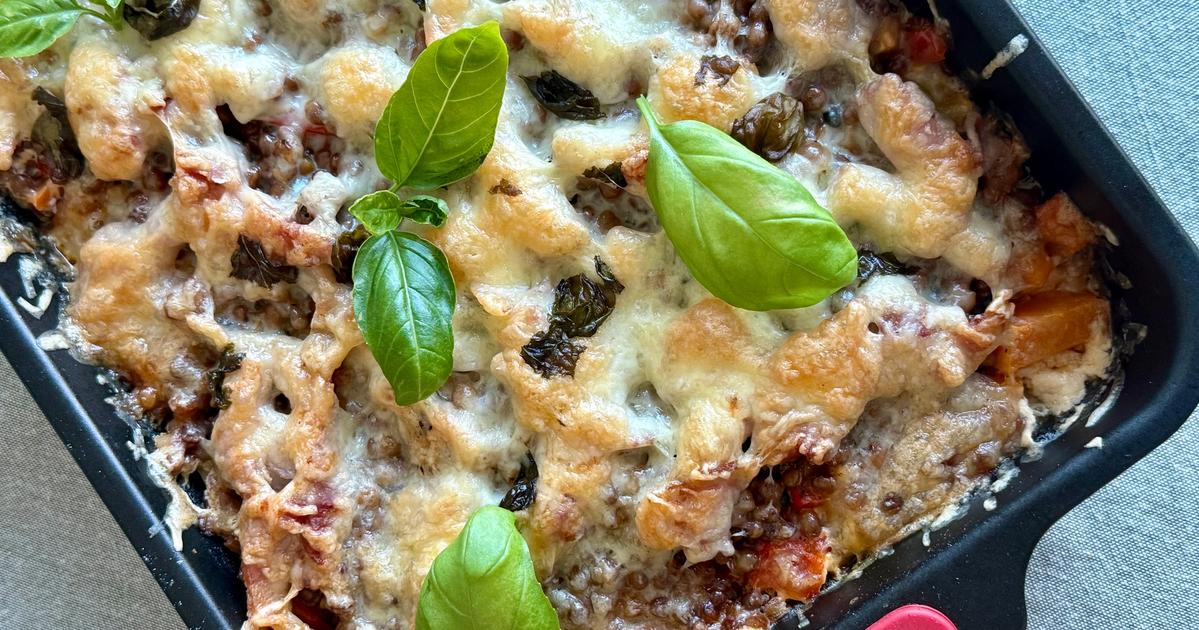 Rød pesto- og søtpotetgrateng