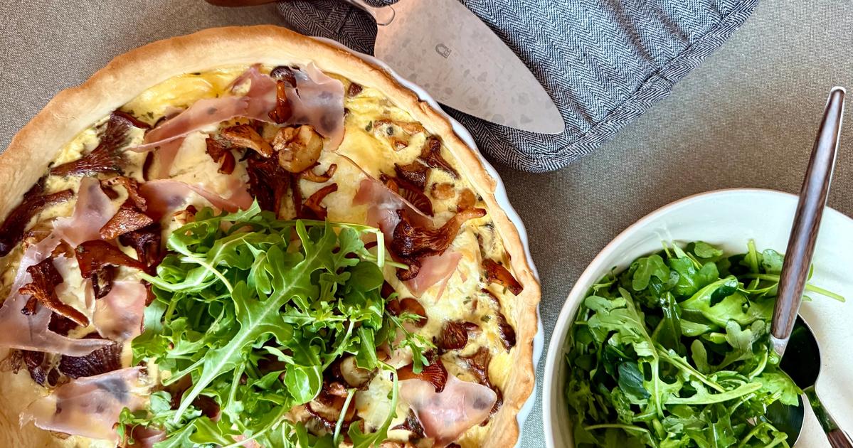 Kantarellpai med spekeskinke og chèvre