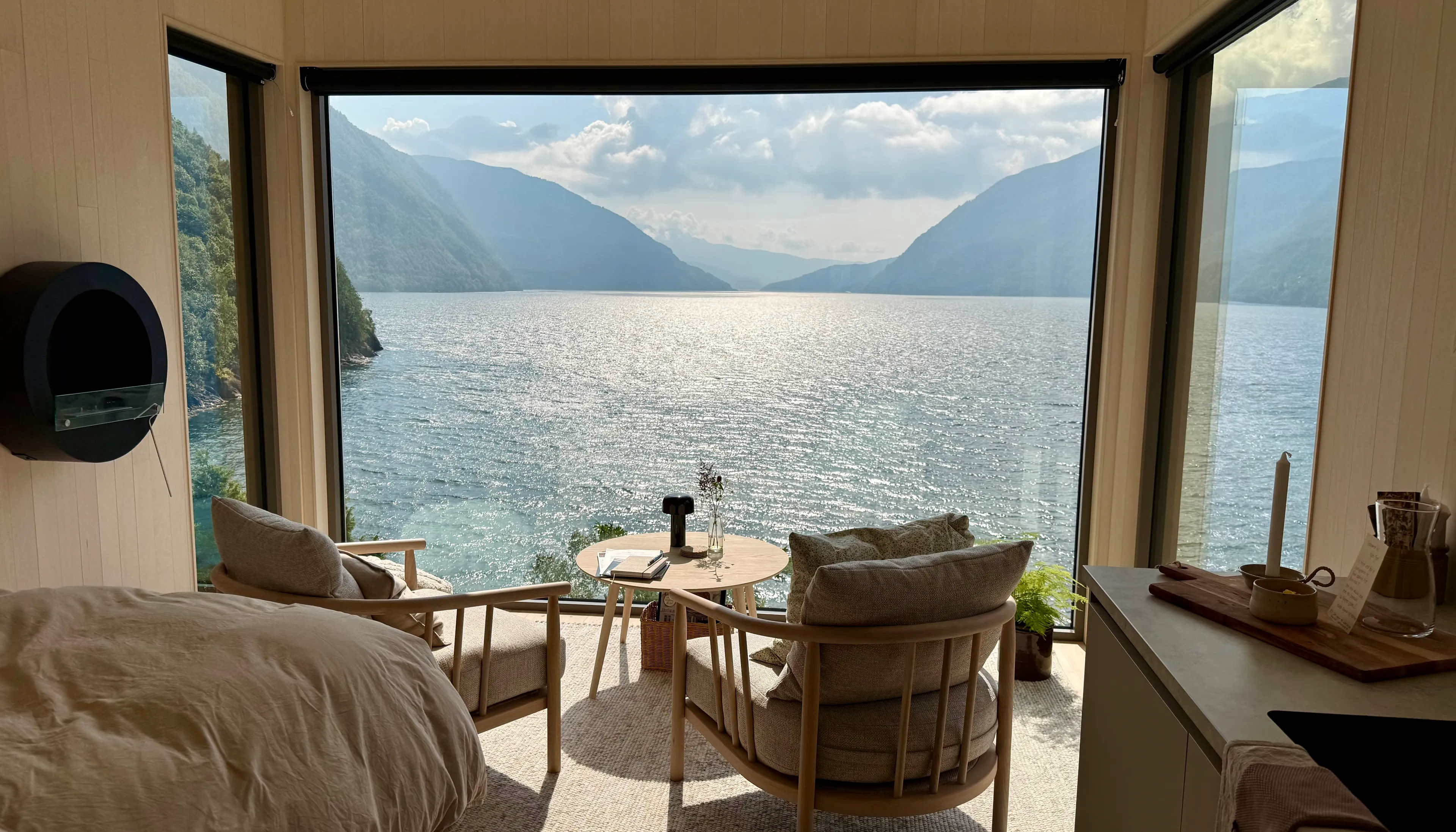 Fivelandsneset fjordhytter – Åkrafjorden
