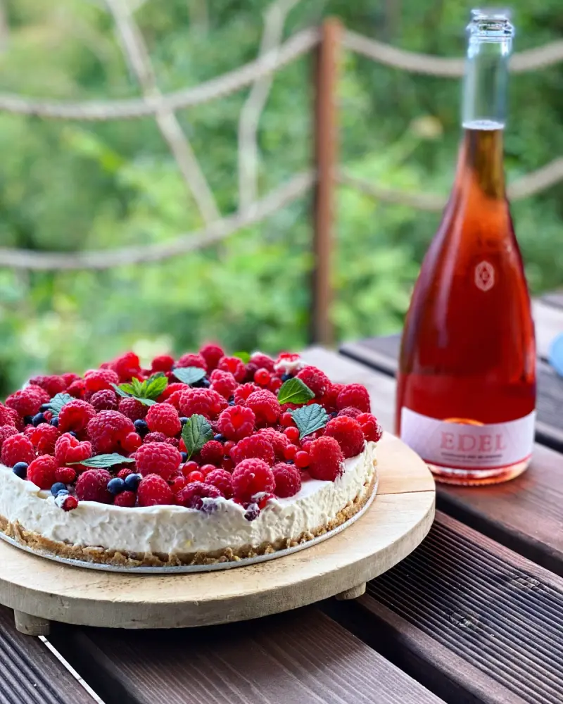 Bilde for artikkelen Bærplukking i Norge: En naturlig skattejakt