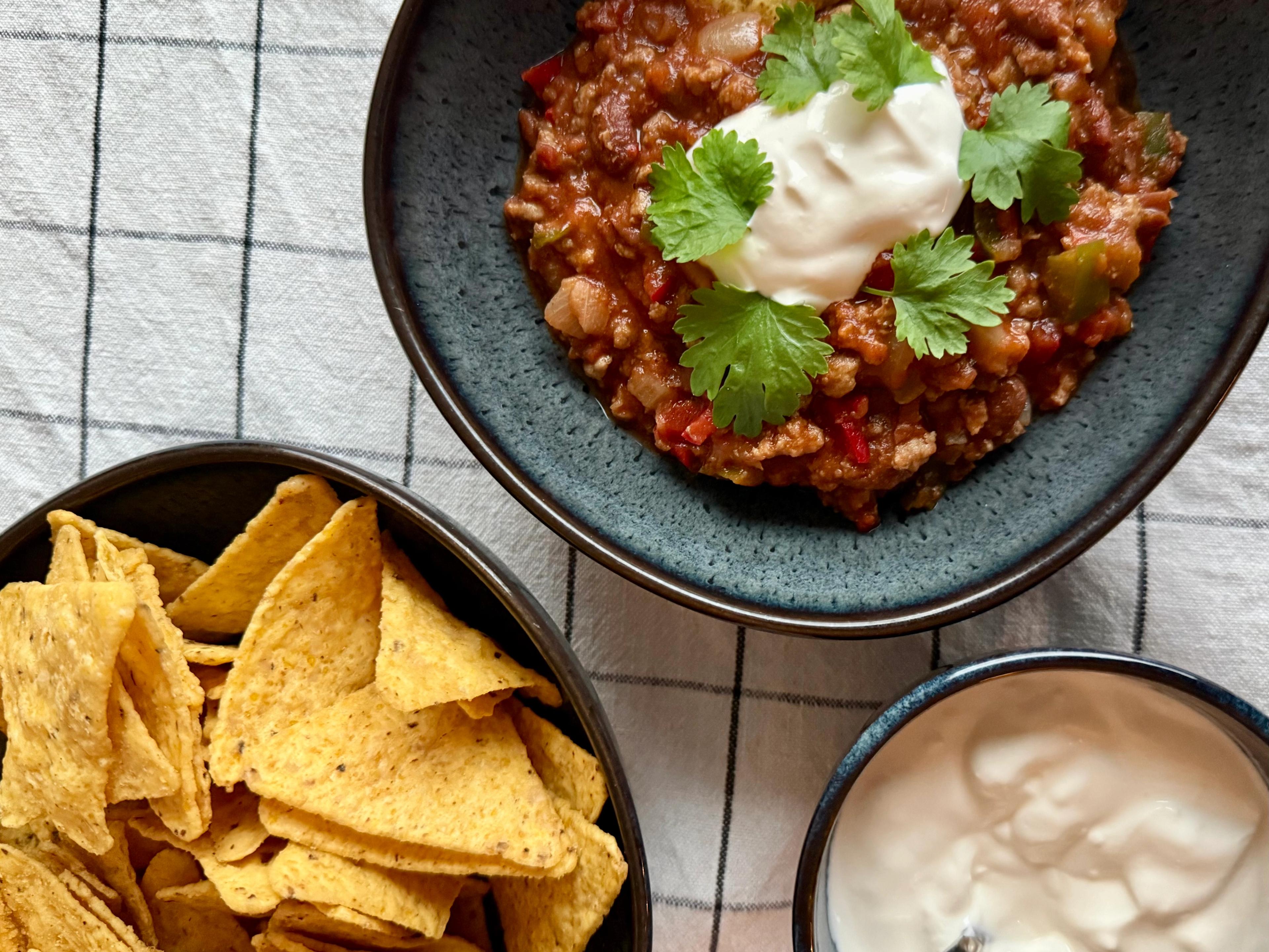 rask chili con carne med bønner på 40 min
