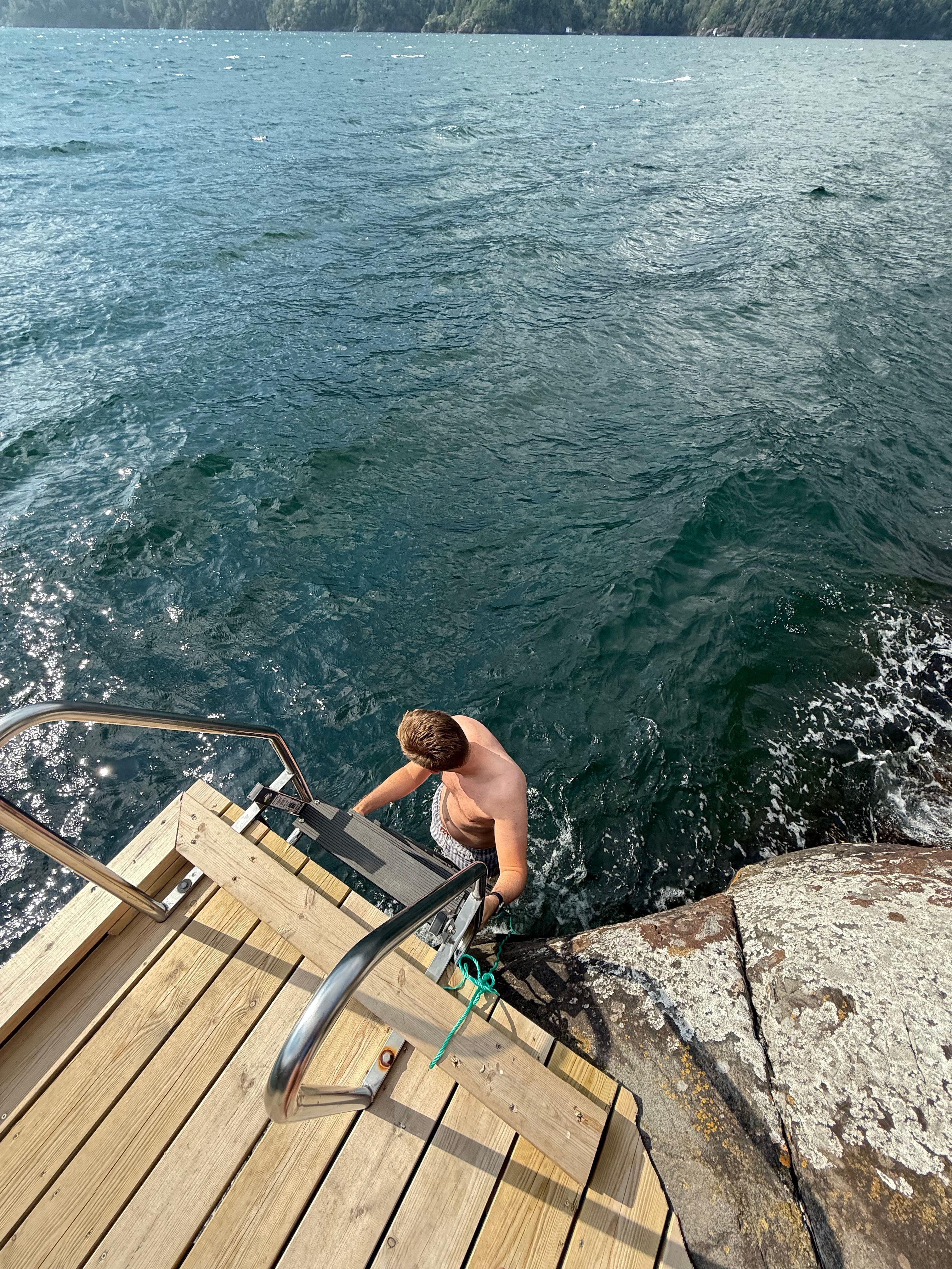 Fivelandsneset fjordhytter – Åkrafjorden — bilde 6
