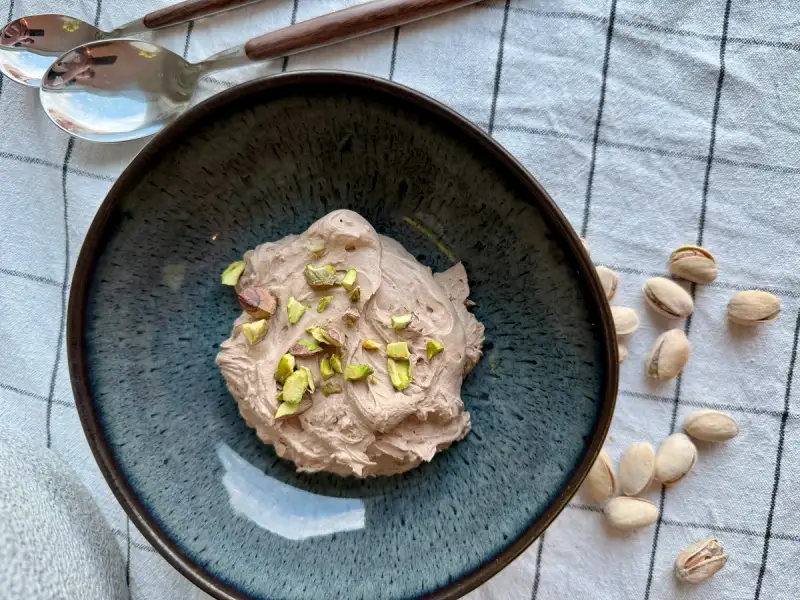 Sjokoladekrem med pistasj
