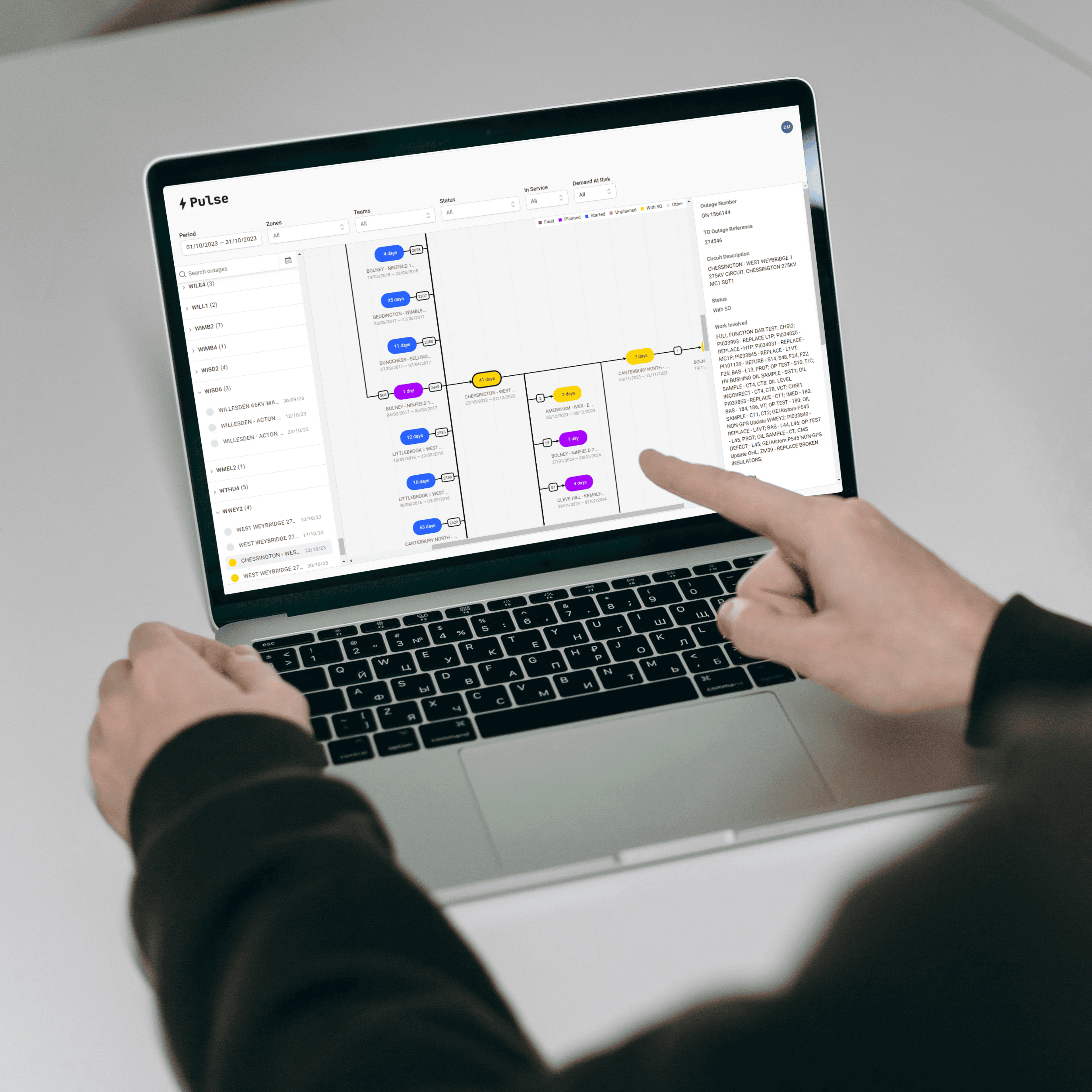 A person using Pulse on a Macbook.