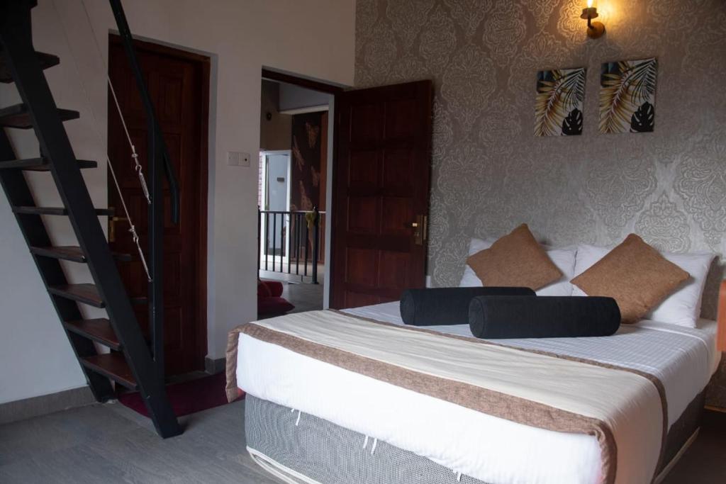 Hotels in Nuwara Eliya - The Edgware