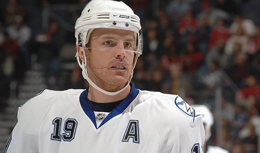 BRAD RICHARDS RETIRES FROM NHL AFTER 15 SEASONS