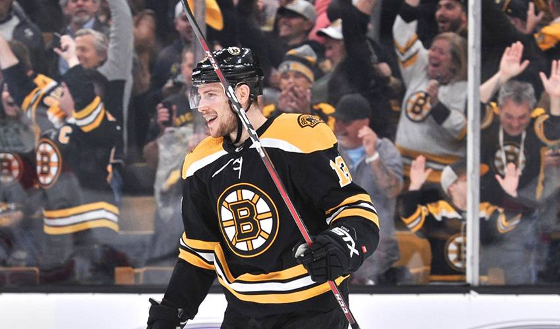 Charlie Coyle at home on postseason run with Bruins