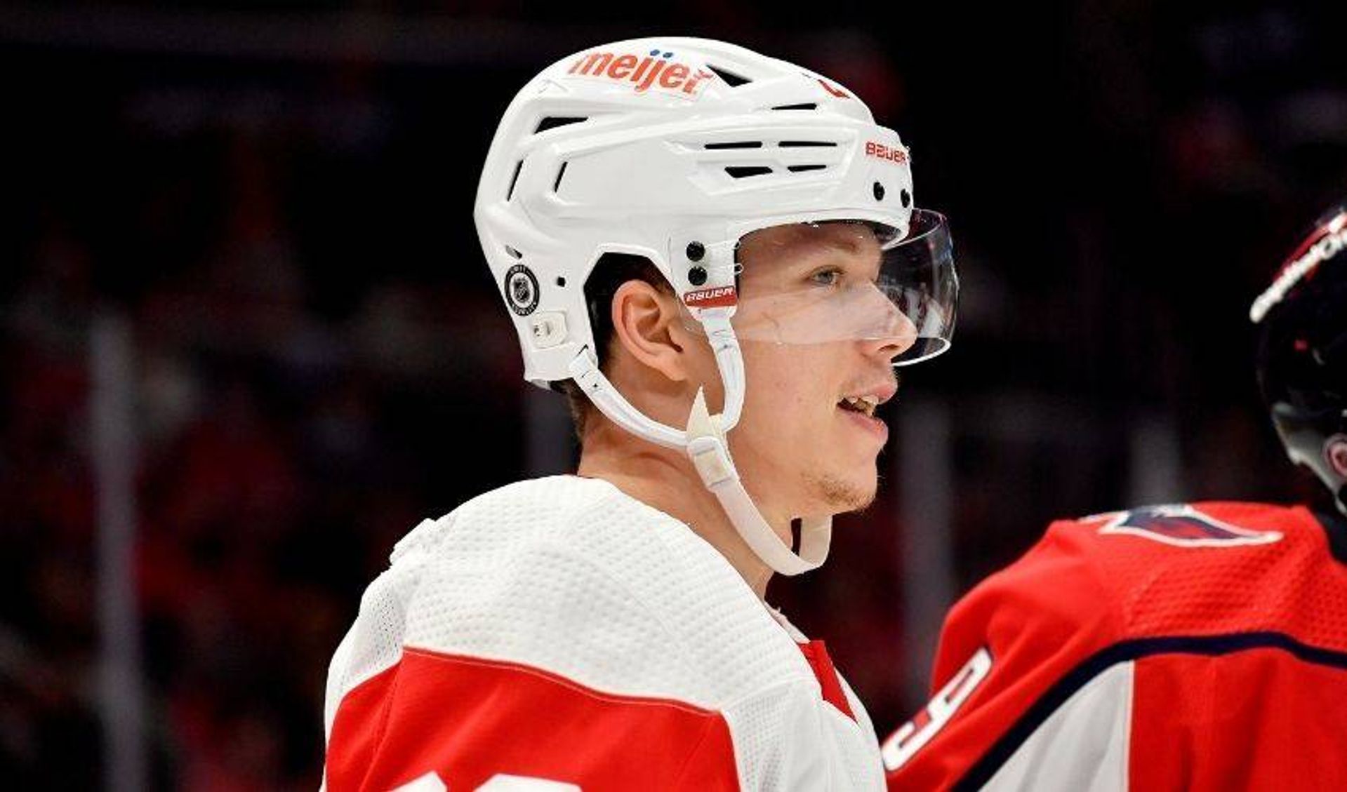 Lucas Raymond off to a roaring start in NHL rookie season