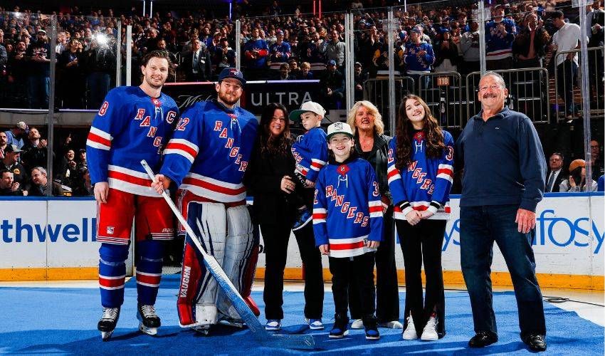 The ultimate teammate, praise for Quick goes beyond on-ice accomplishments