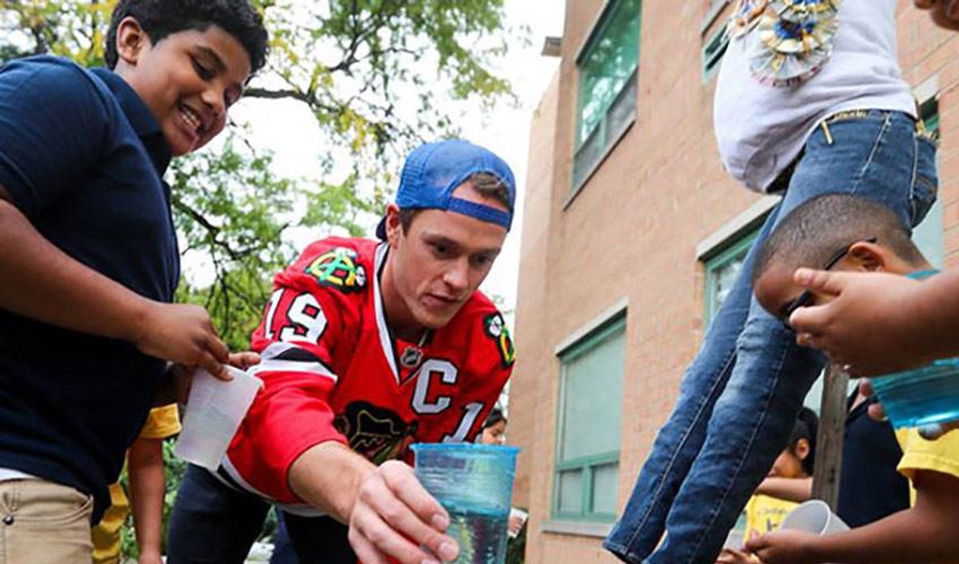 TOEWS PROMOTES HEALTHY LIVING