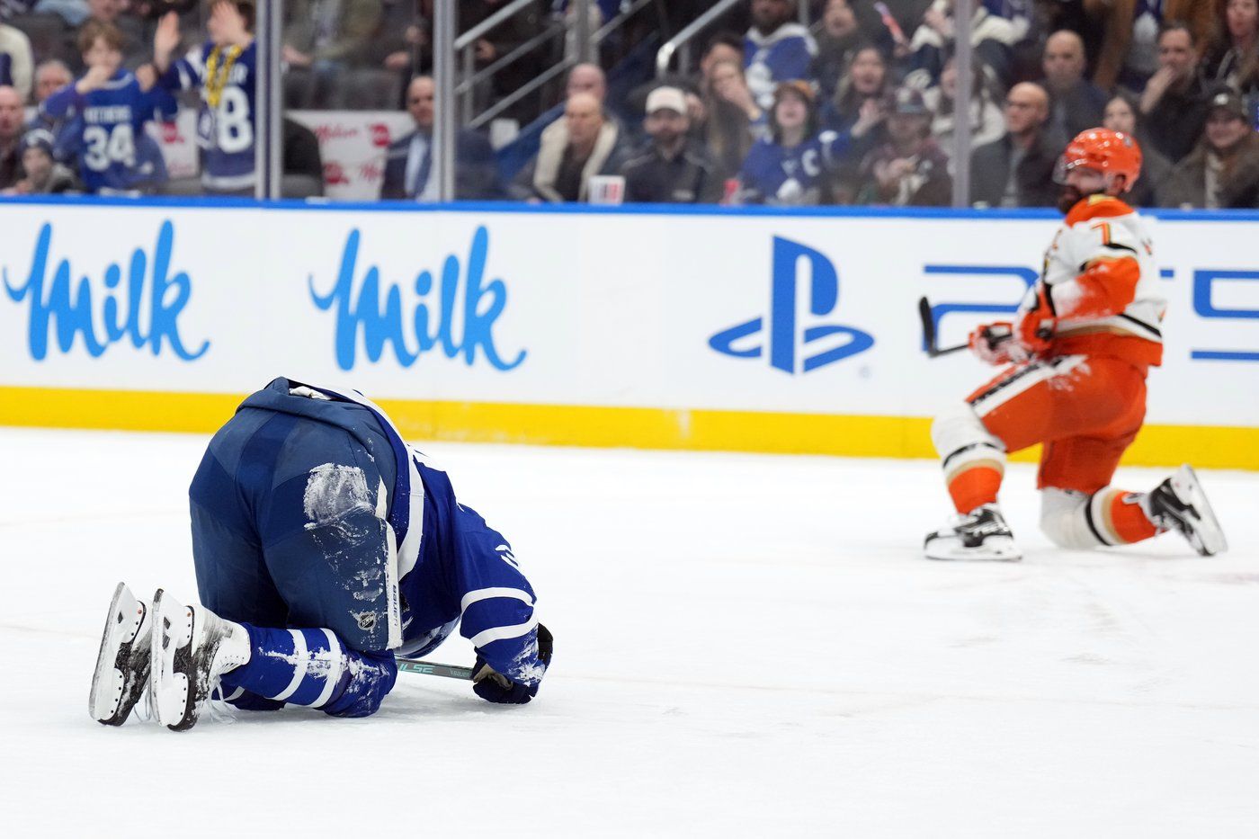 Leafs forward Auston Matthews will miss rest of the NHL season due to knee  injury | The Home Of The Players | NHLPA.com