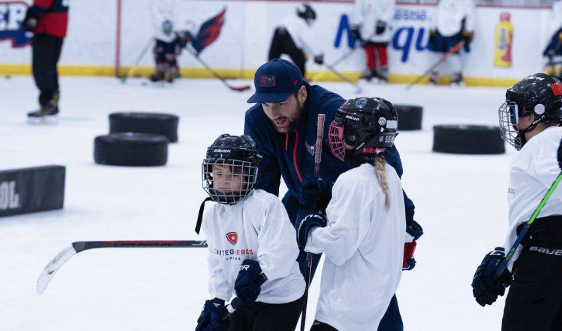 Wilson makes surprise visit to military families at UHL clinic