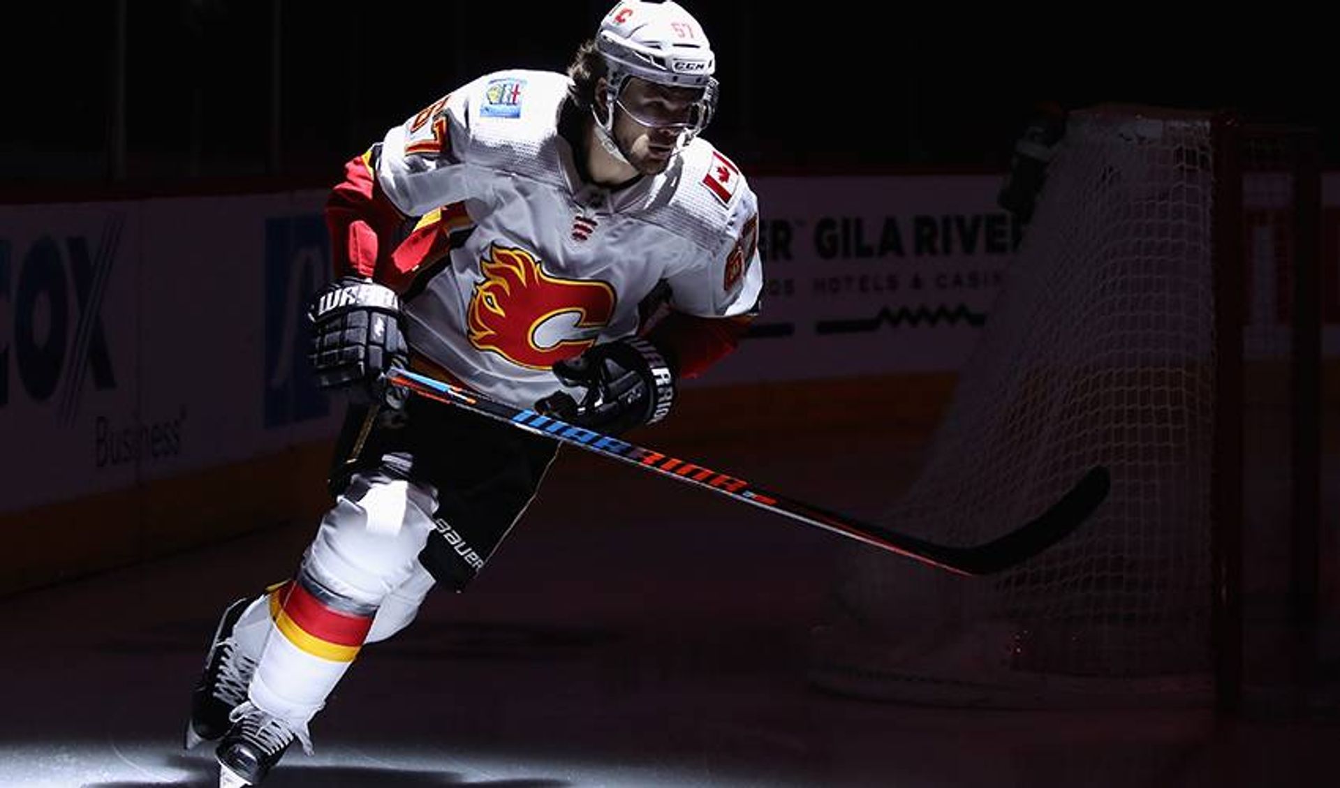 From Kladno to Calgary, Frolik closing in on milestone