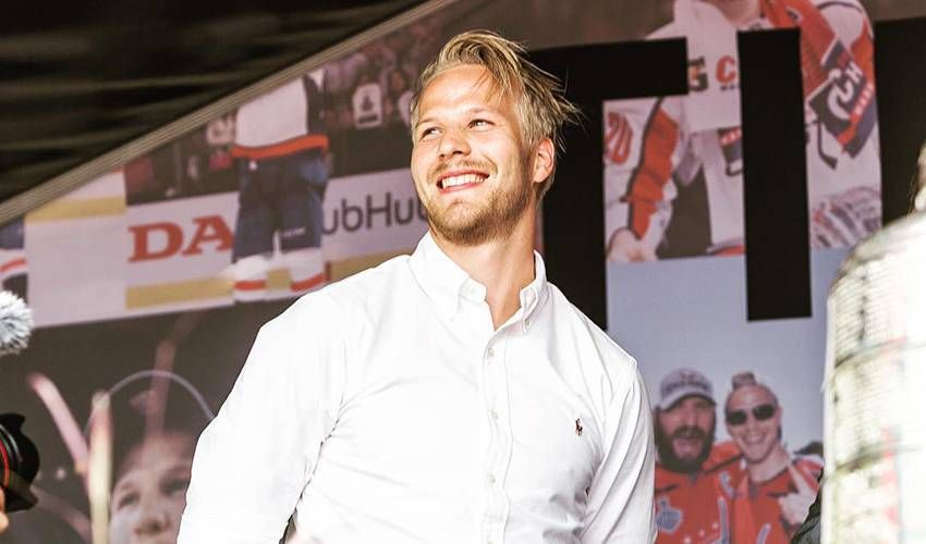 Eller gives back to Danish roots through hockey scholarship | The Home ...