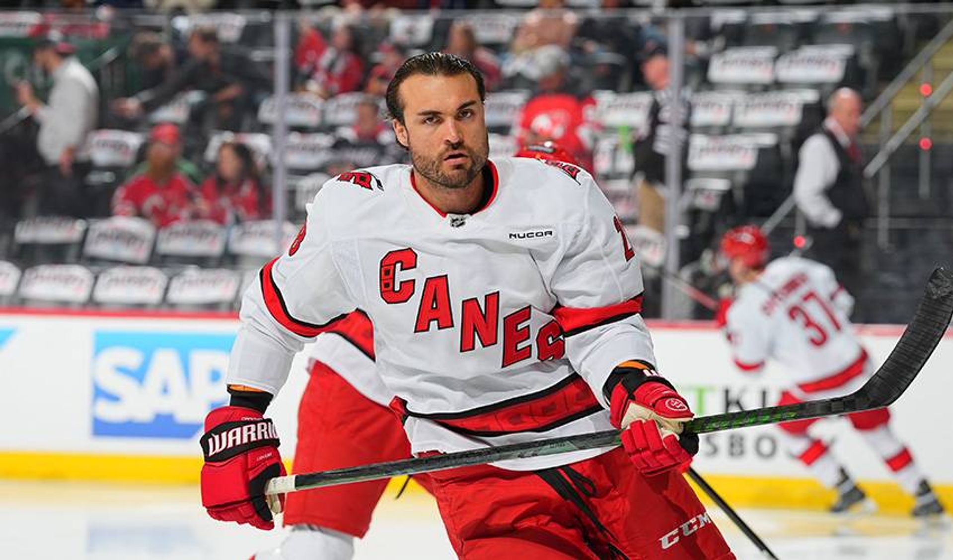 Cup-winning Carrier brings consistency to Canes playoff run