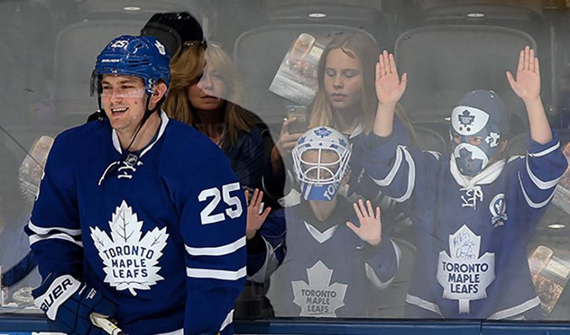 van Riemsdyk advocates for Autism Speaks
