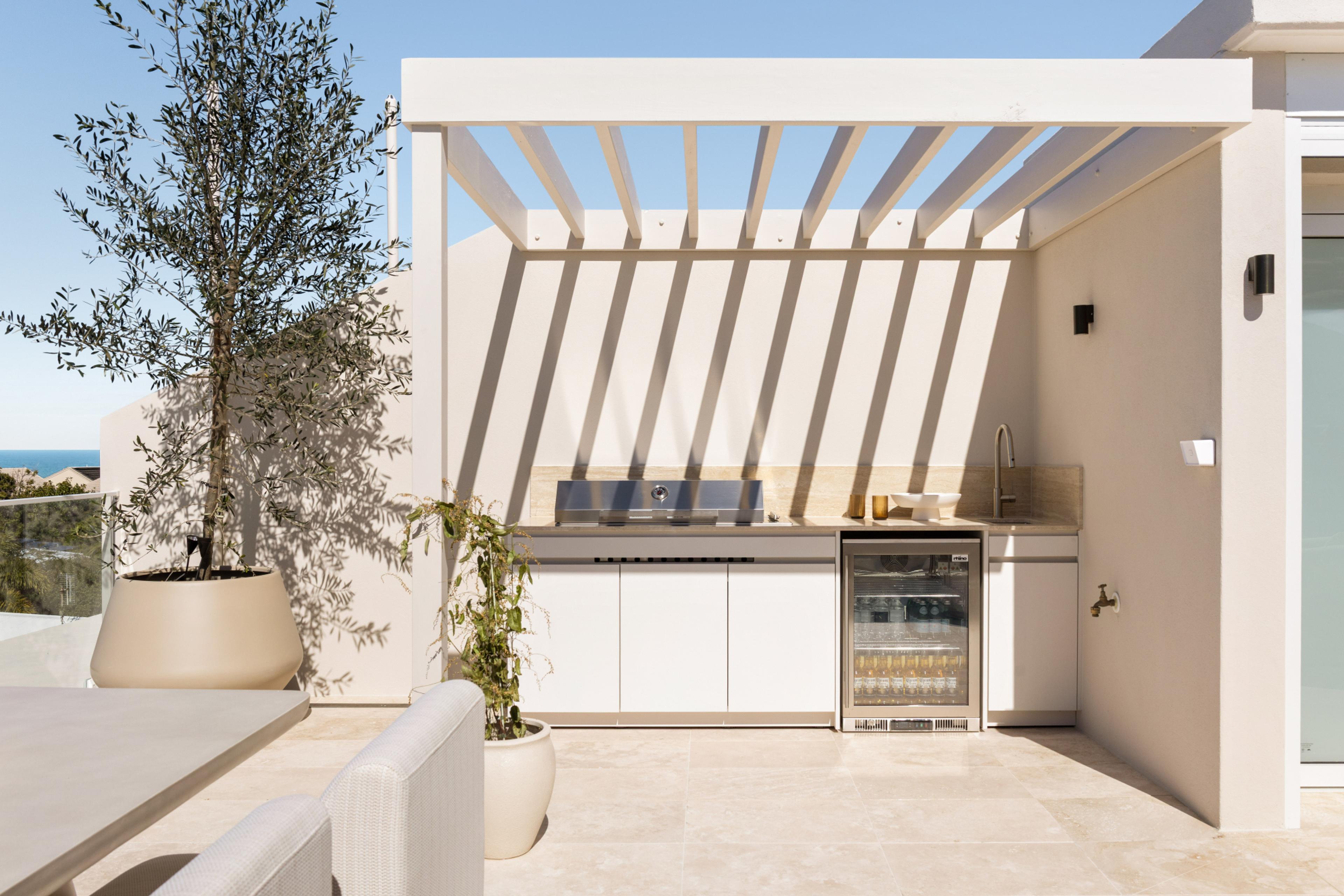 Sunshine, a small scale development in Sunshine Beach by Invilla Architecture