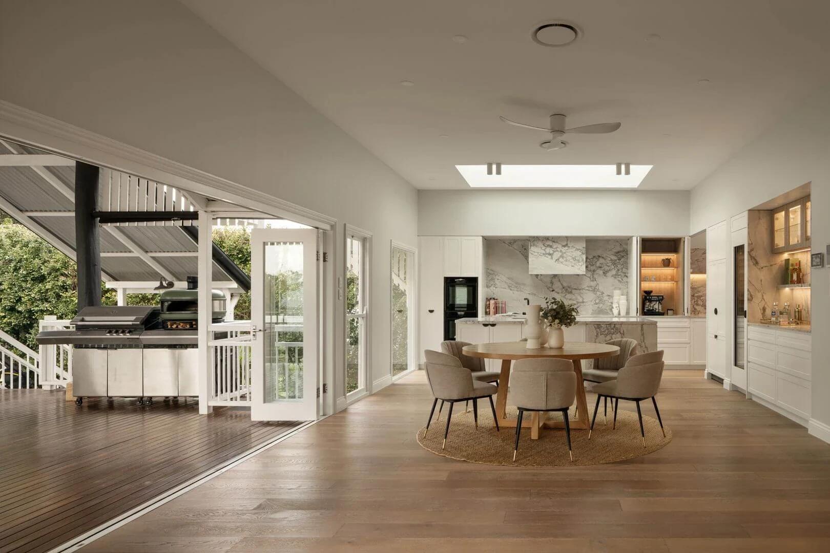 Covered deck and open living designed for cross-ventilation, Brisbane Queenslander