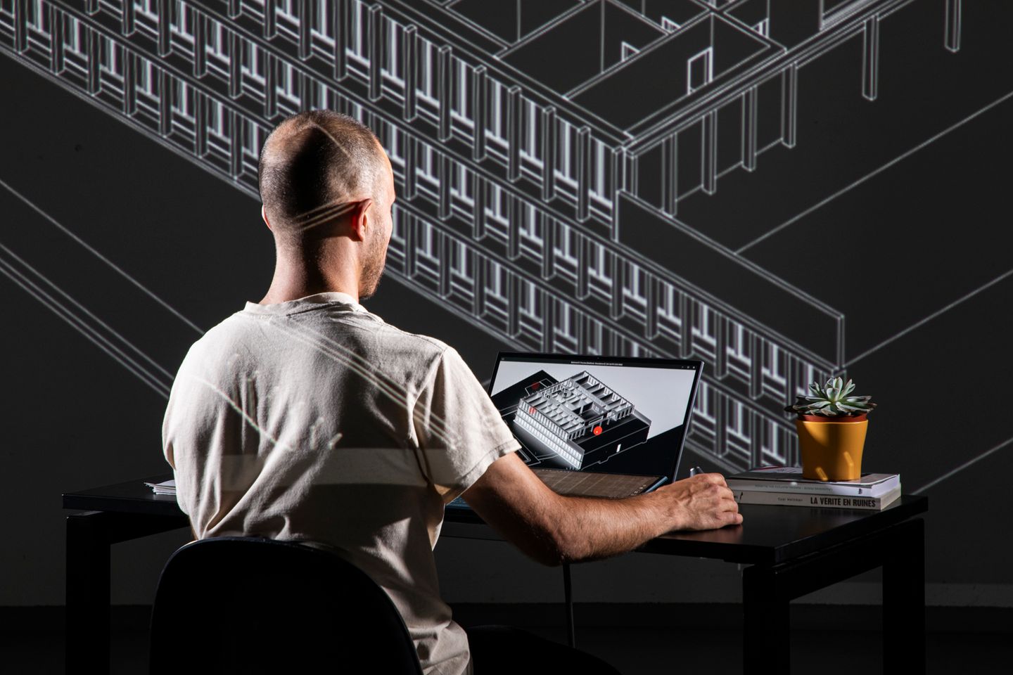 BOITE NOIRE - Tomislav Levak