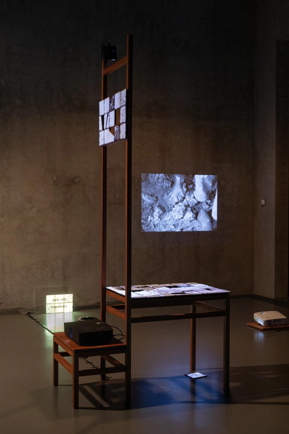 It Takes Two Hands to Make a Home - Noee Zahavy