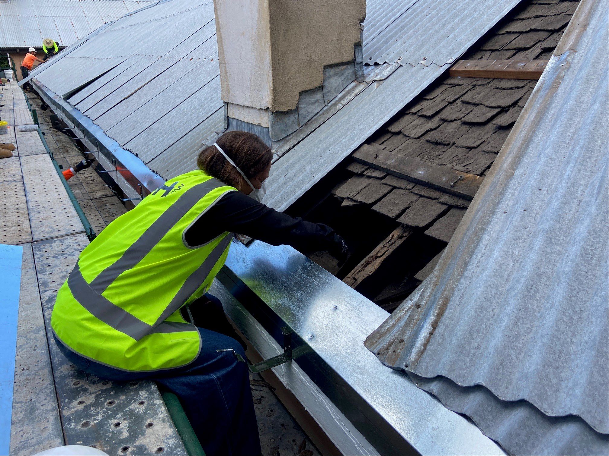 Carrying out roof repairs