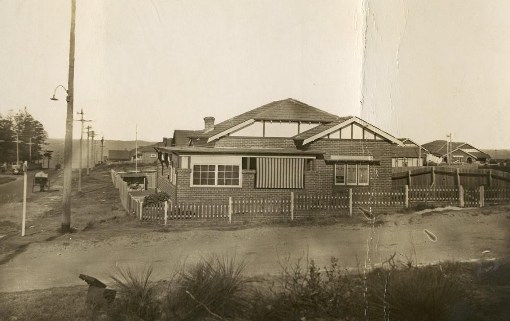 Black and white image of a house