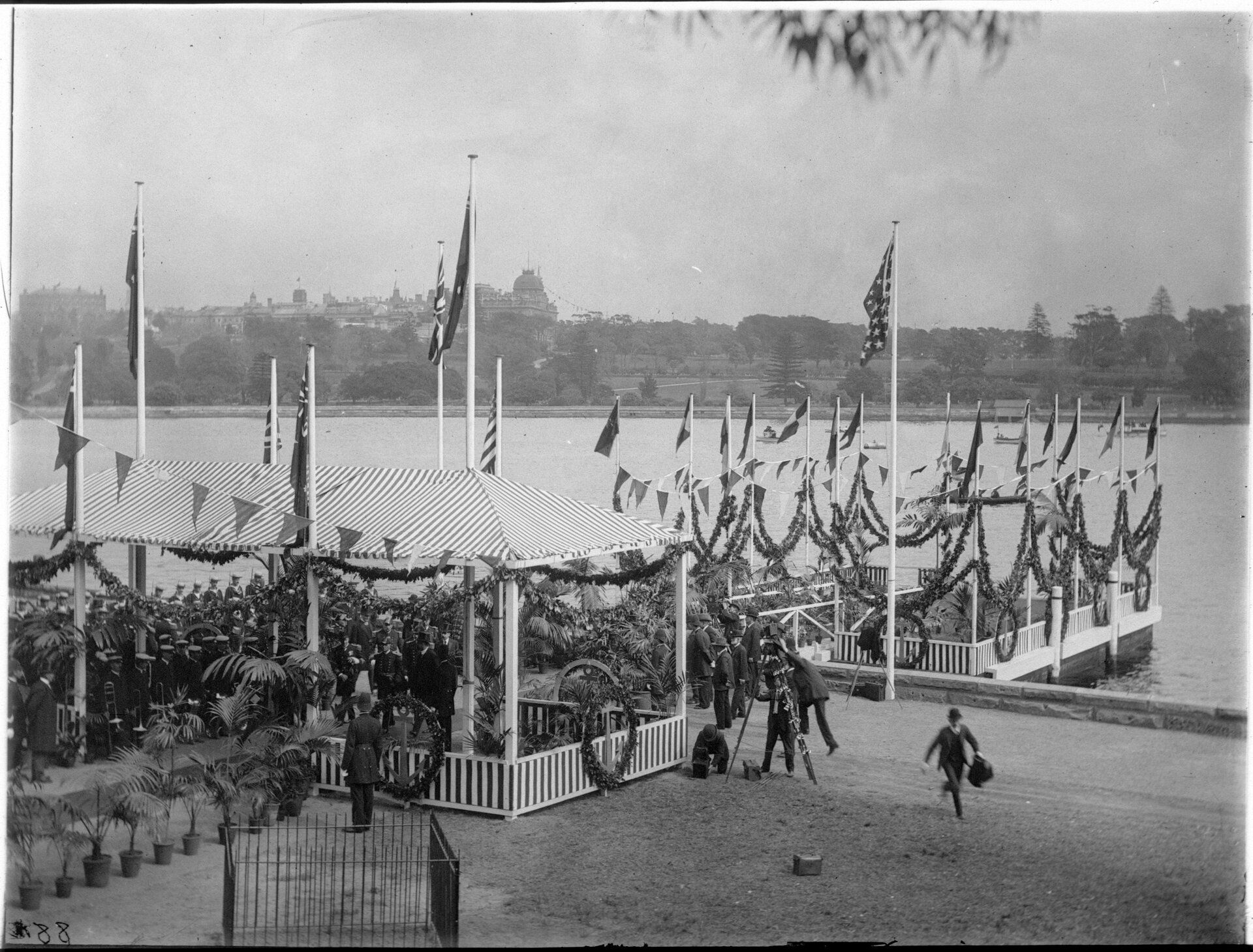  An official event at Sydney Harbour welcoming the US admiral of the Great White Fleet